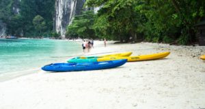 พายเรือคาัยค เกาะห้อง