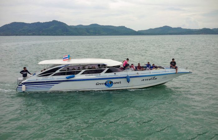 เรือเร็วข้ามฟาก ไปเกาะยาว